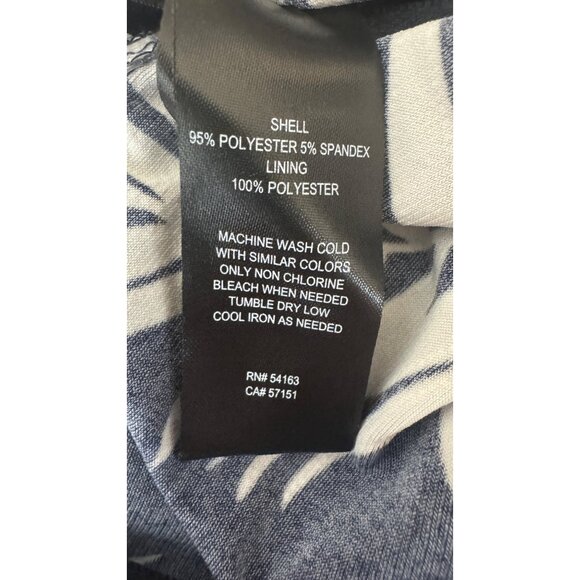 2/$30 Jessica Howard Small Romper Jumpsuit Sleeveless Navy & White Leaf Print - Picture 14 of 16